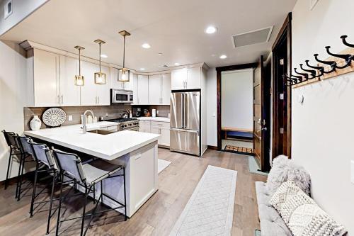 Blackstone Haven 1b