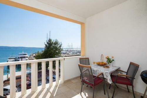 Apartamento J.b. Beachfront Suites