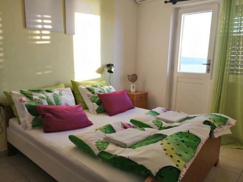 Apartments By The Sea Sumpetar, Omis - 13324