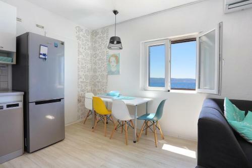 Apartments By The Sea Sumpetar, Omis - 13324