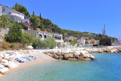 Apartments By The Sea Sumpetar, Omis - 13324