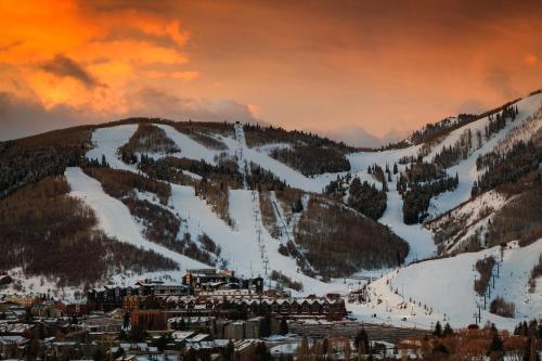 Greyhawk Condo 11