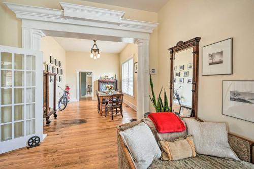 Historic Watson Brick House With Private Deck