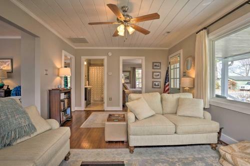 Urbanna Cottage With Private Yard And Water Views