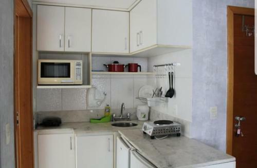 Apartamento Flat Ed. Biarritz Setor Hoteleiro Norte Quarto 615