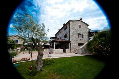 Casa Rustica Dva Baladura B&B