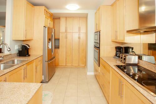 The Sanctuary - Sandpiper Sunrise Penthouse A405