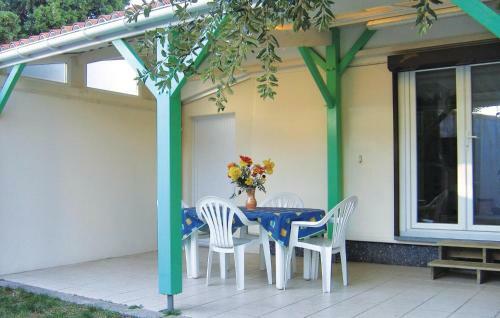 Holiday Home De La Pointe S.gildas