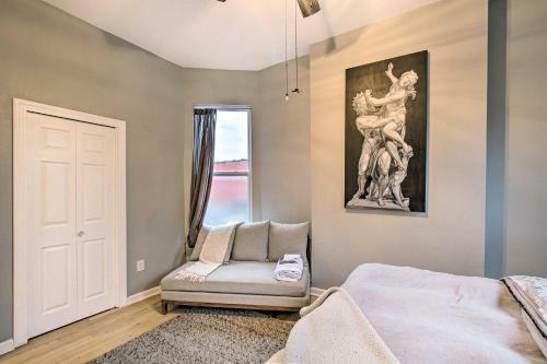 Bright Home With Backyard, 3 Miles To Downtown!