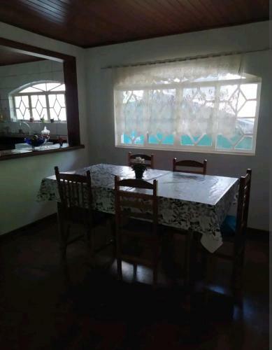 Casa Grande Pr�xima Ao Centro Tur�stico