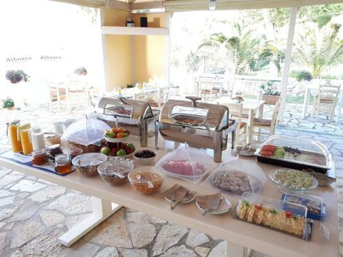 Albouro Sea Front Apartments
