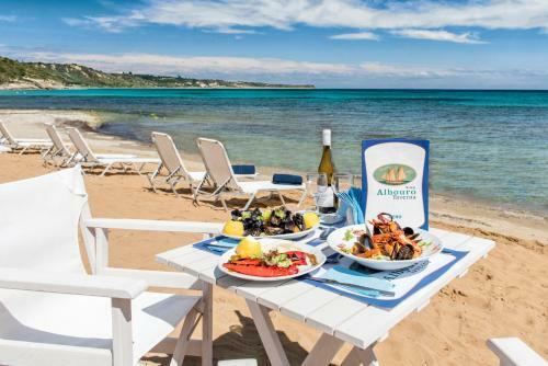 Albouro Sea Front Apartments