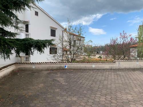 Apartman Dobric Fa?ana