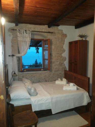 Secluded House With A Parking Space Gromin Dolac, Hvar - 16688