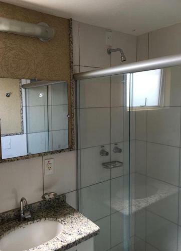 Apartamento Quarto Studio Golden Dolphin Grand Piscinas - 24 Horas