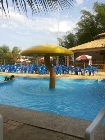Apartamento Quarto Studio Golden Dolphin Grand Piscinas - 24 Horas