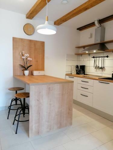 Lolo Apartment