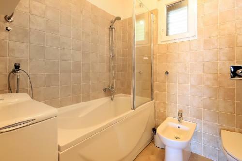Apartment Vincent With Beautiful Sea View Terrace