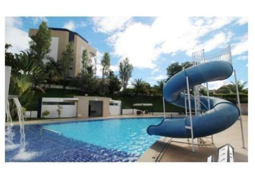 Apartamento Enseada Nautico Residence