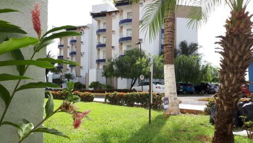 Apartamento Enseada Nautico Residence