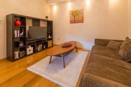 Holiday Home In Krizisce 40737