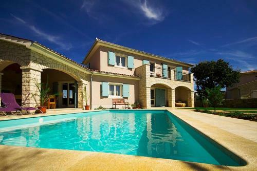 Villa Krmed With Private Pool