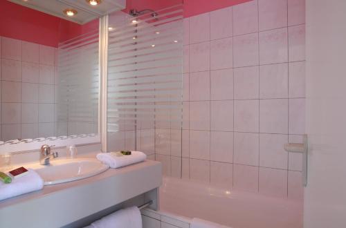 Hotel Le Pot D'etain