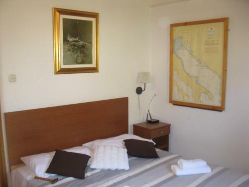Hostal Apartments Bako Komiza