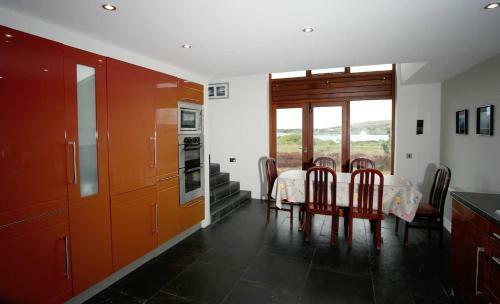 Lough Meela Lodge