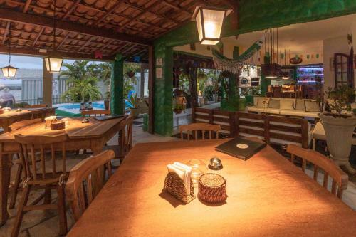 Hostal Taverna Do Paraiso