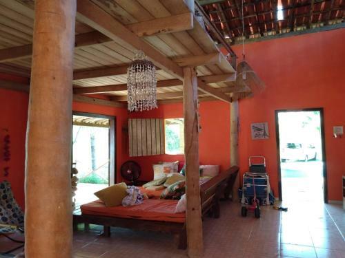 Casa Para�so Amarelo Com Vista Para O Farol E O Mar
