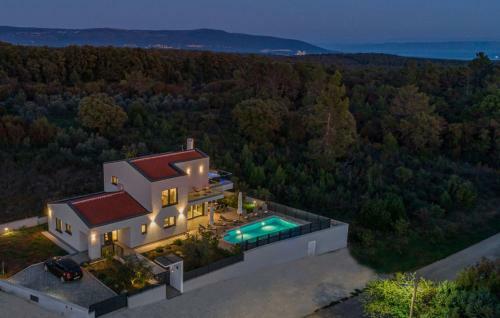 Villa Izabel With Hot Whirpool