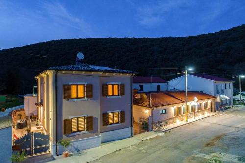 Holiday Home In Krnica/istrien 38131