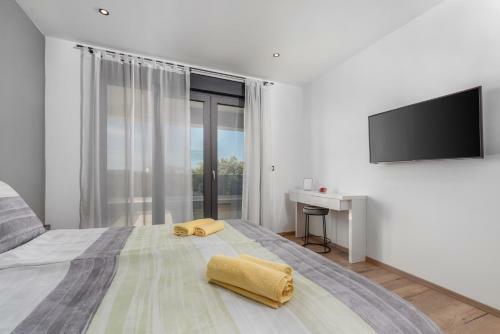 Villa Posidonia With Sea View And Surrounded By Olive Trees