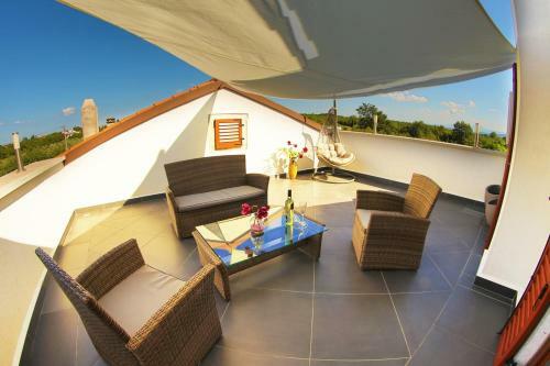 Villa Krnica - House Sunshine Mit Pool Und Aussicht