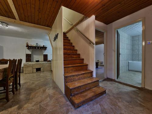 House Krnica 2120