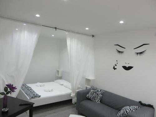Hostal Dubrovnik Icy Guest House