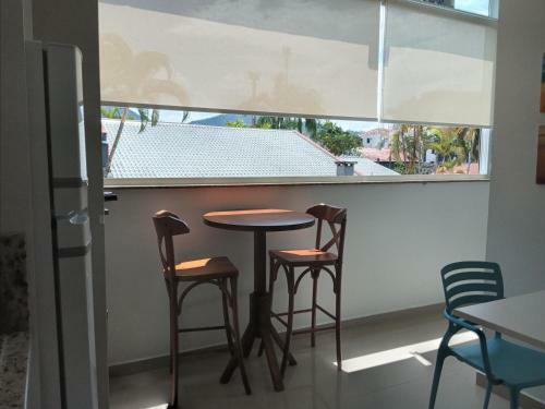 Apartamento Kitnet Caiob�