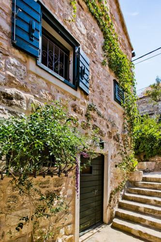 Apartamentos Central Cosy Stone House