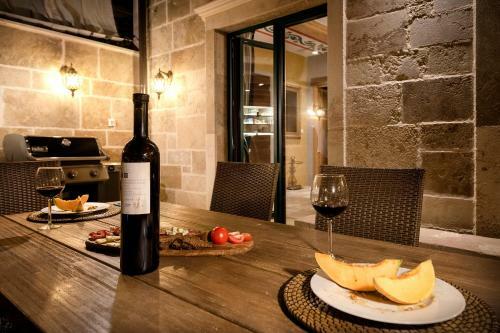 Villa Luxury Palazzo V. Pelsocz Hvar Town