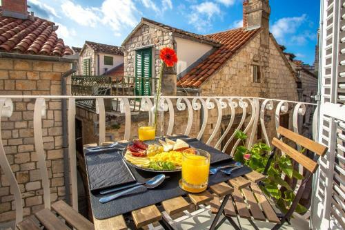 Lola Apartments - Hvar