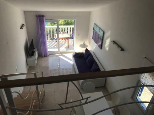 Apartment Purple Loft