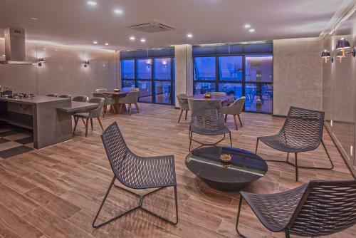 Apartamento Time - Luxo E Sofistica��o Na Praia de Ponta Verde