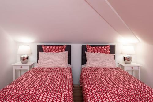 5 Bedrooms Holiday House With Sea View
