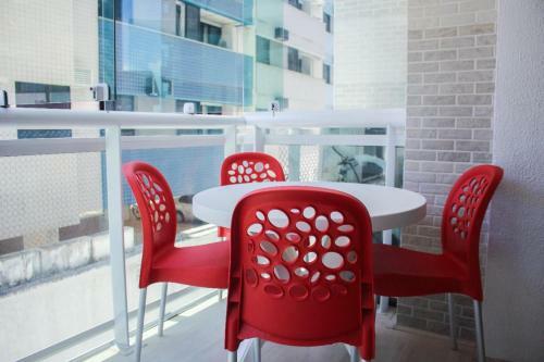 Apartamento Luxuoso Beira Mar 03 Quartos