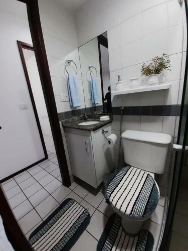 Apartamento de 3 Quartos Na Ponta Verde A 500m Da Praia