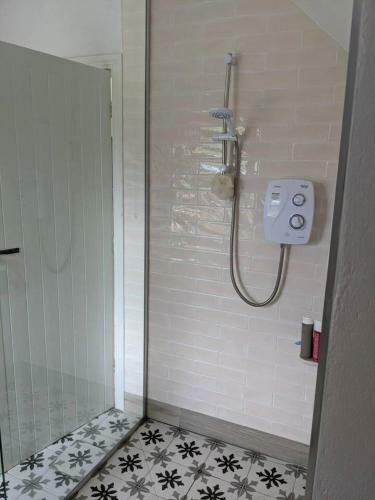 Hostal Large Double Adjacent Large Bathroom Both With Swilly Views