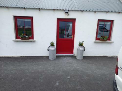 Geraghtys Farmyard Pods