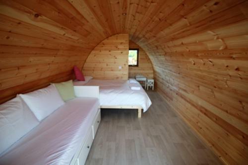 Geraghtys Farmyard Pods