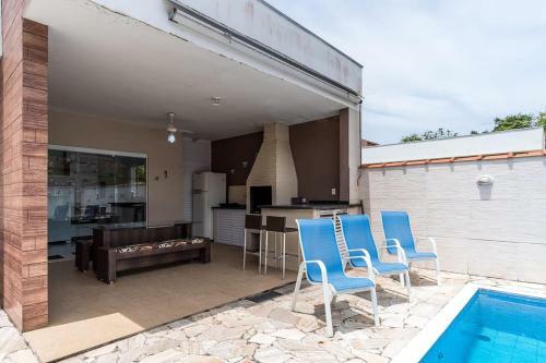 Casa Com Piscina E Churrasq Na Praia Massaguacu, Sp